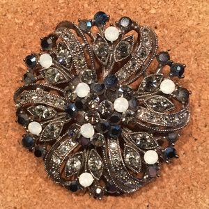 Faux Gem Brooch/Pendant